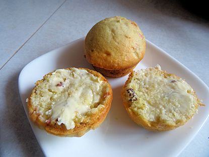 Rhubarb Pecan Muffins